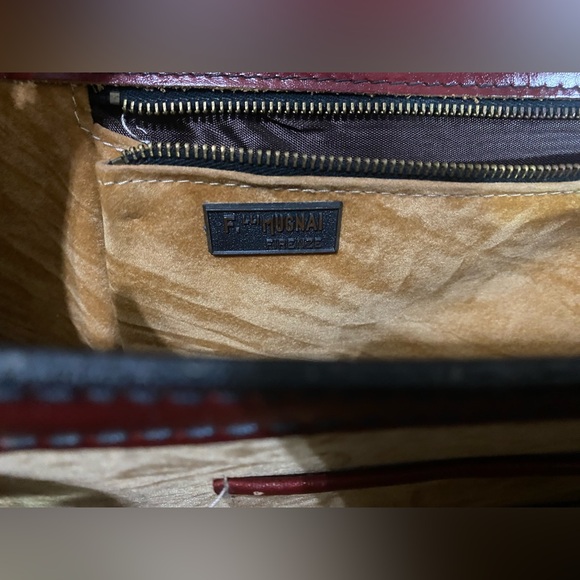 Red F.Lli Mugnai Firenze bag with detachable strap and gold detailing - Picture 7 of 8